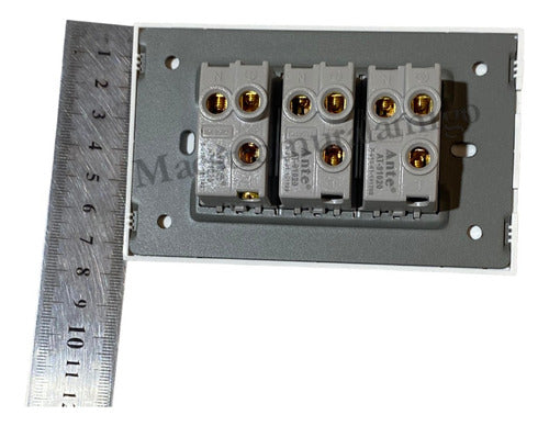 Tomacorriente Triple 9/12 16a 250v Certificado Contra Fuegod Dorado